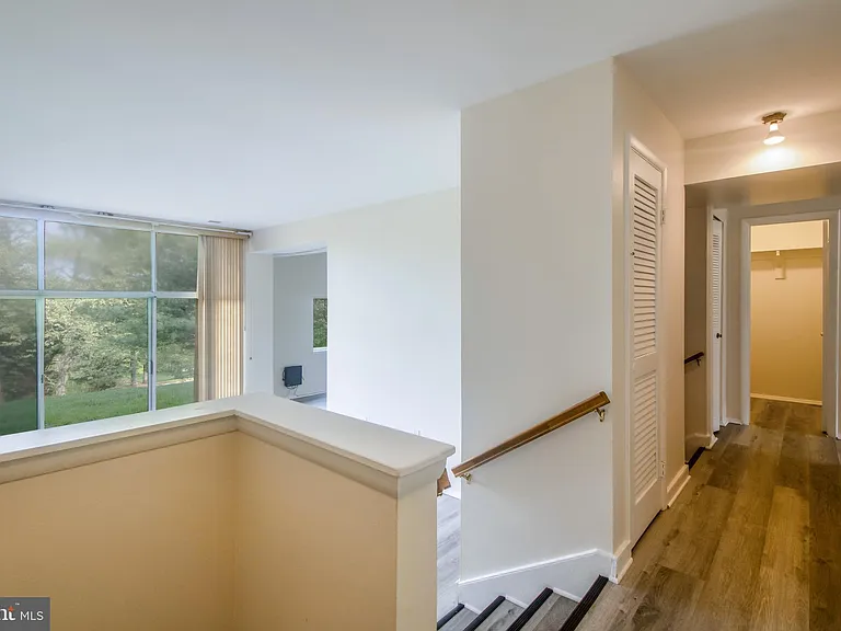 18730 Walkers Choice Rd #2 — Photo 19