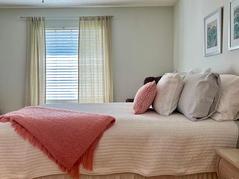 212 Deerwood Cir #5 — Photo 22