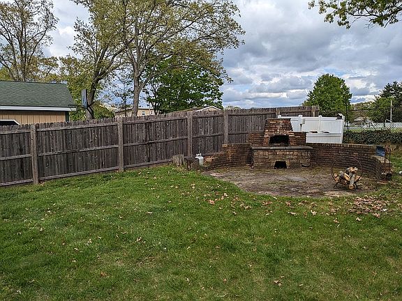 5th image of 68 Moroz St