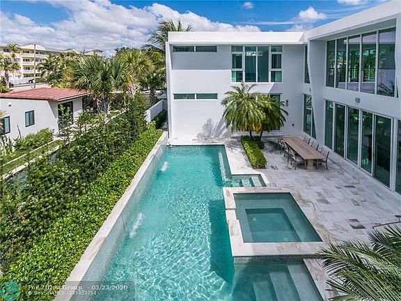 4th image of 1608 E Broward Blvd