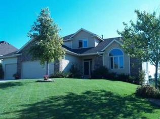 1817 Michigan Dr, Northfield, MN 55057