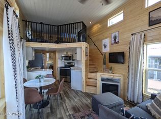 2746 Columbia Ln #13, Overgaard, AZ 85933