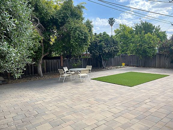 2nd image of 3296 Birchwood Ln