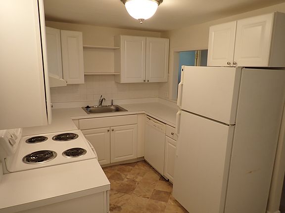 2nd image of 51 Jacqueline Rd #1-3