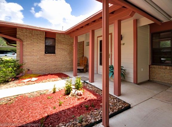 2nd image of 4510 Moana Dr