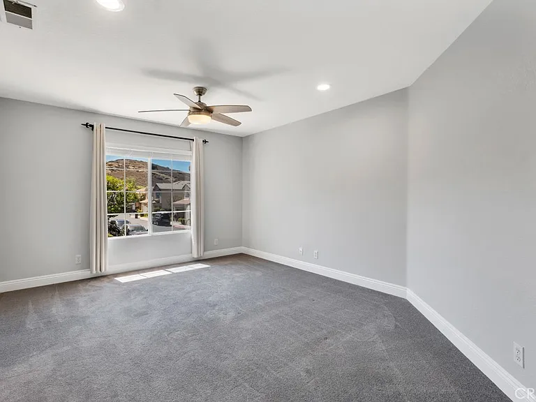 606 Hooper Ave — Photo 9