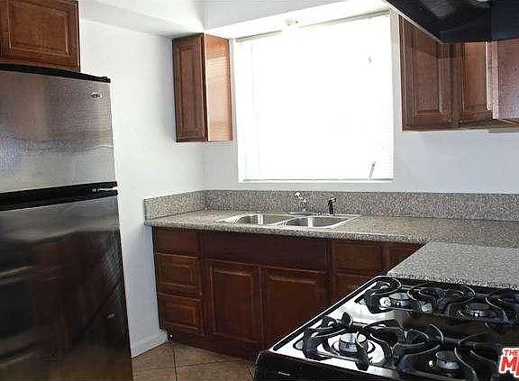 2nd image of 5732 Alviso Ave