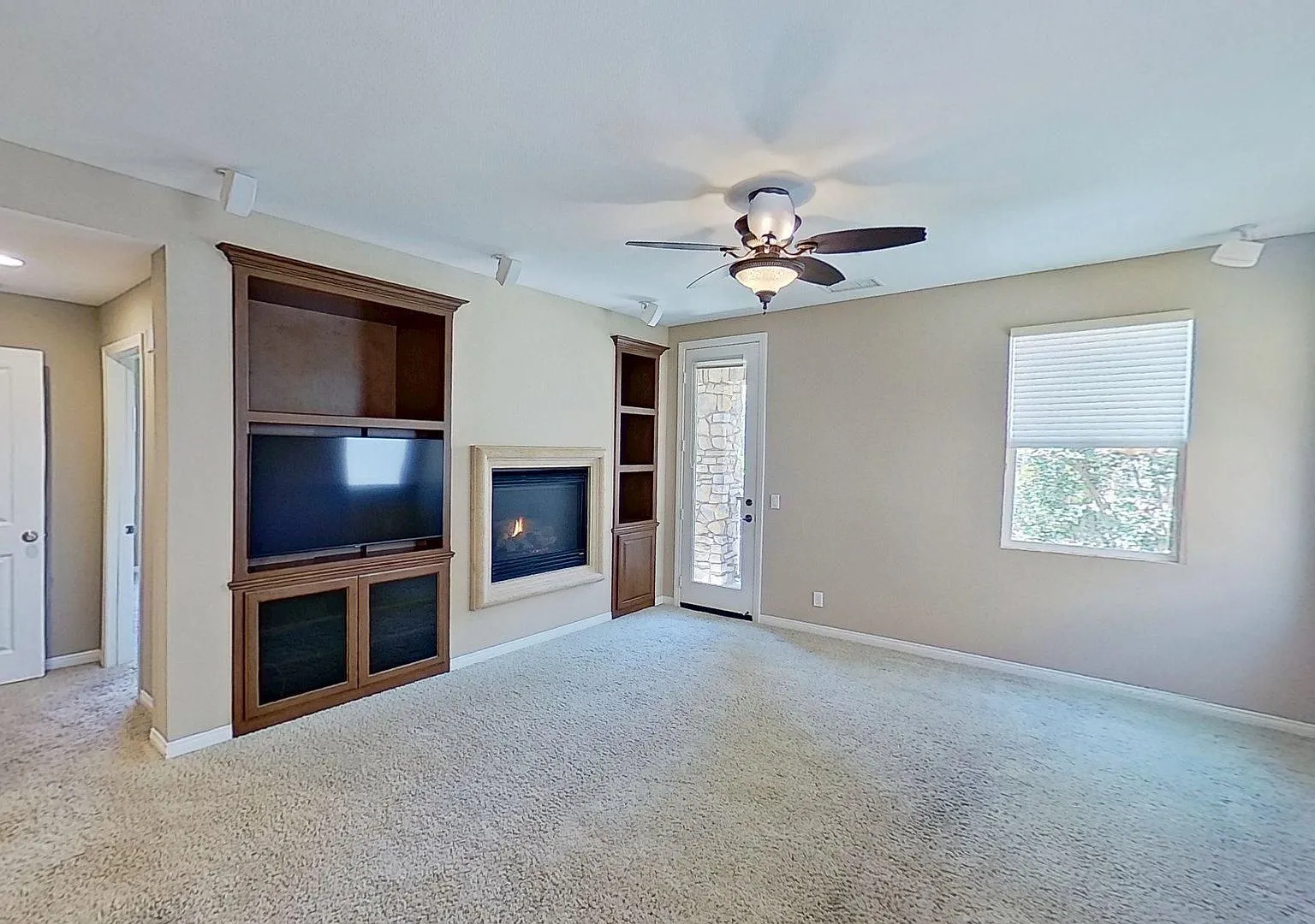 Move In Promo: 32 Meridian Dr, Aliso Viejo: Spacious 1,500 Sqft 2 Bed 2 Bed Townhouse With Commun... — Photo 4