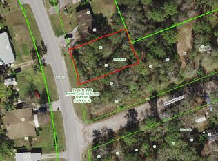 10924 Lake Dr, New Port Richey, FL 34654