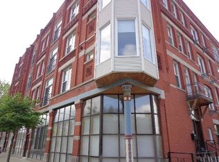 763 E 41st St #3E, Chicago, IL 60653