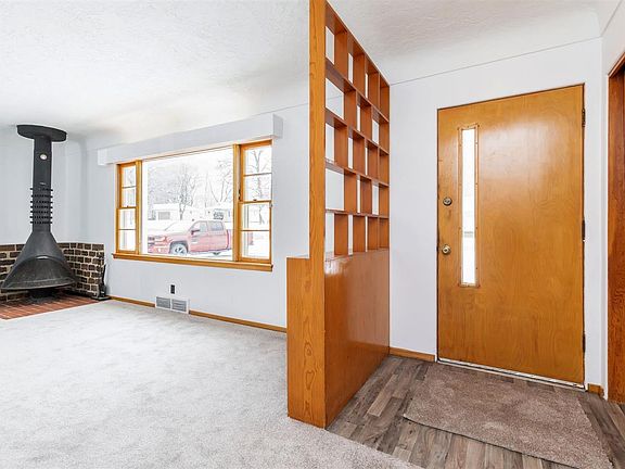 2nd image of 3006 Cedar Heights Dr