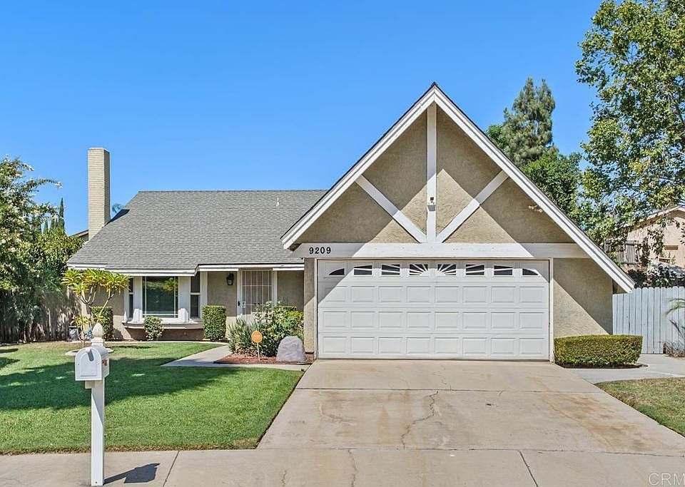 1st image of 9209 Agave Pl