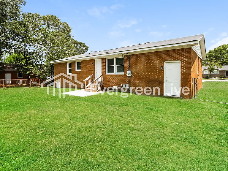225 Oak Glenn Dr — Photo 12