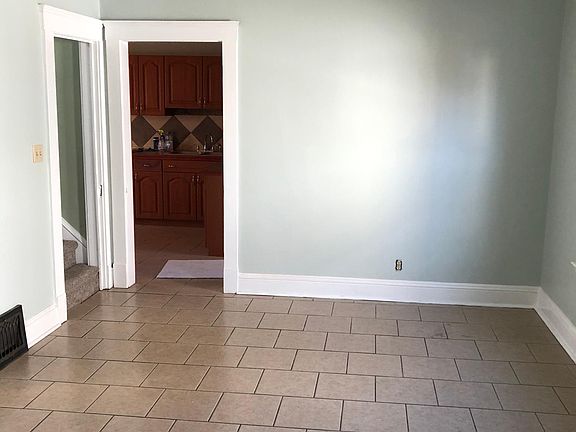 5th image of 3814 Memphis Ave