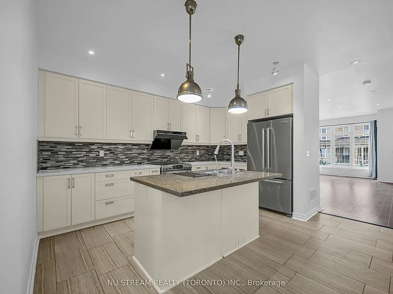 17 Greenery Rd — Photo 9
