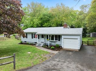 52 Pine Orchard Rd, Branford, CT 06405