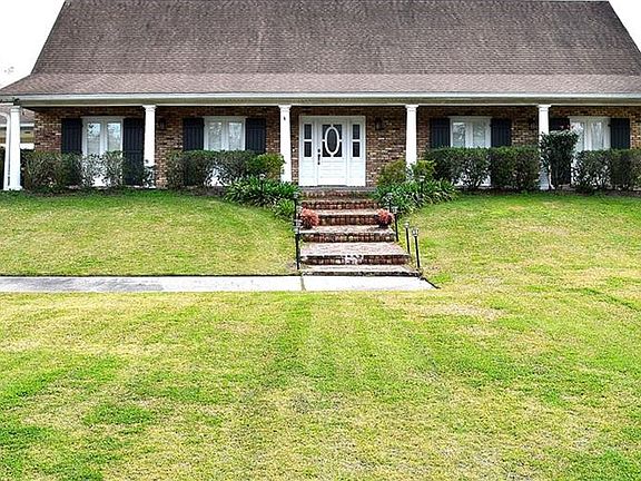 2nd image of 5351 Pitre St