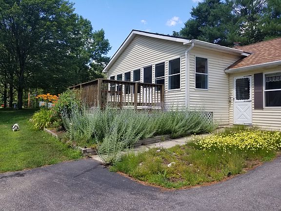 Gardens by garage side entry