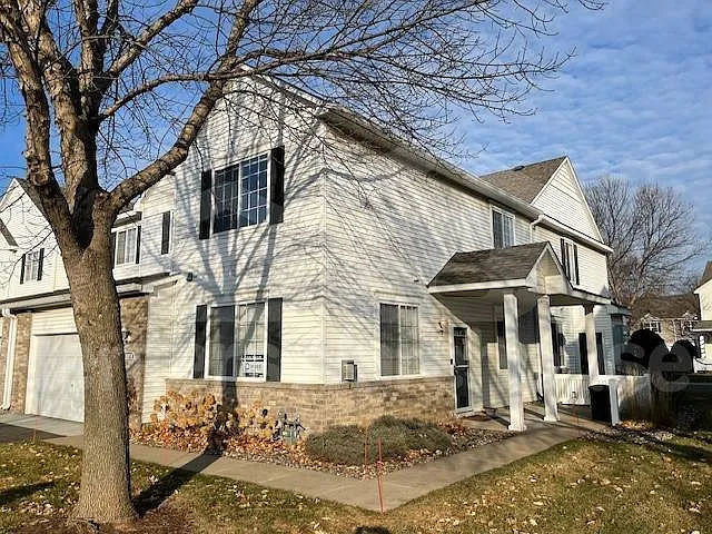 11011 Oak Grove Cir #B — Photo 12