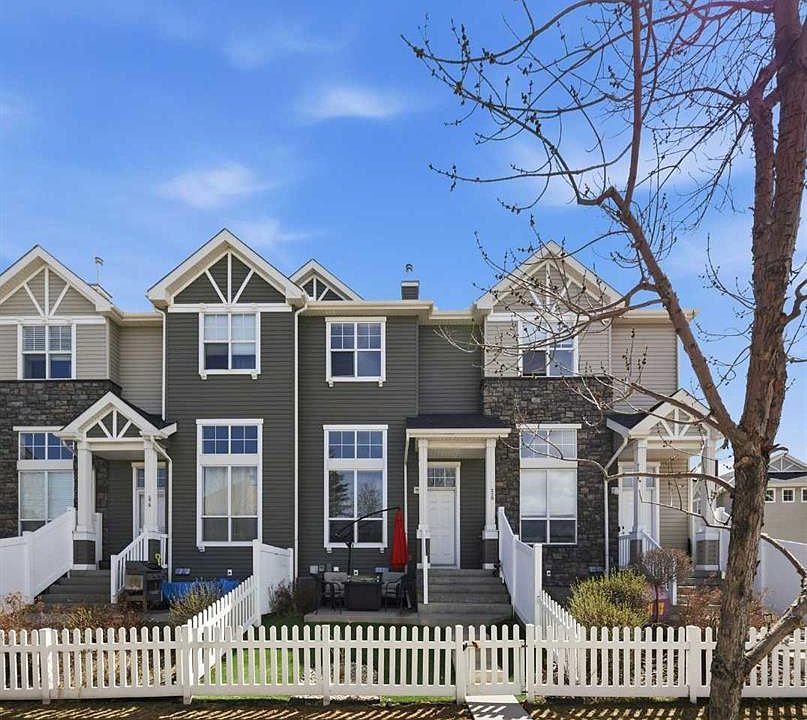 1st image of 270 NW Elgin Way SE