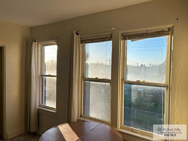 250 W 8th St #4 & 5 — Photo 9