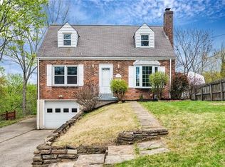 2102 Pleasant St, Bethel Park, PA