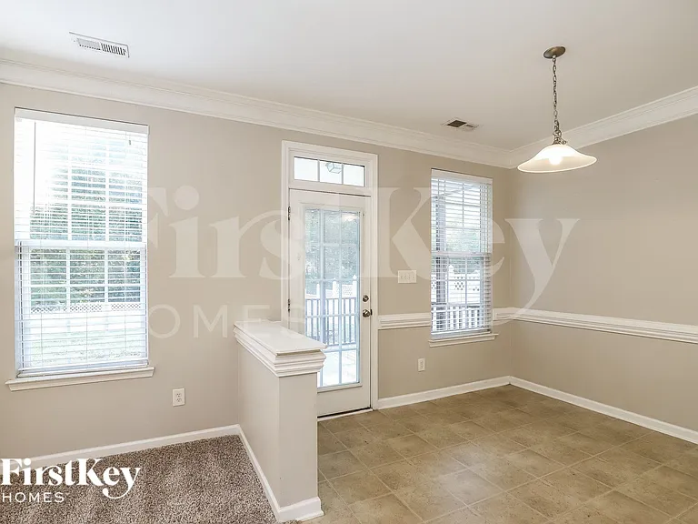 1415 Paulonia Way — Photo 6