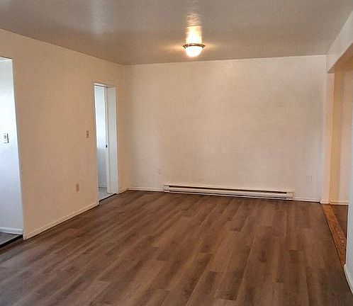 5th image of 202 S 11th St Unit B