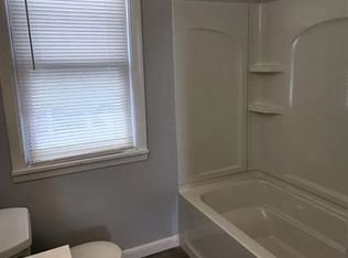 244 Fountain Ave FLOOR 2, Johnston, RI 02919