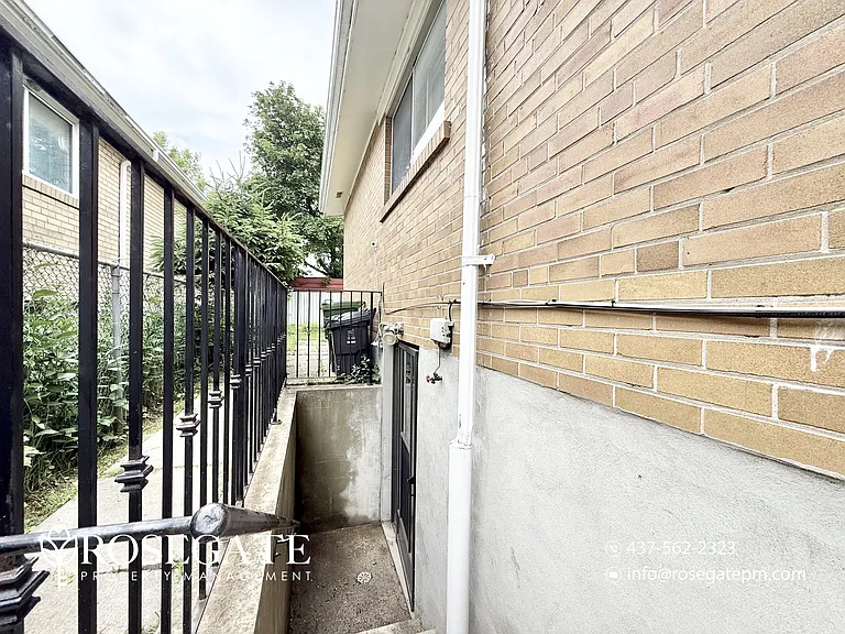 4 Dignam Ct #2 — Photo 12