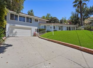 4810 Rosa Rd, Woodland Hills, CA 91364