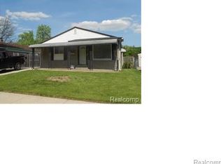 5784 Berwyn St, Dearborn Heights, MI 48127