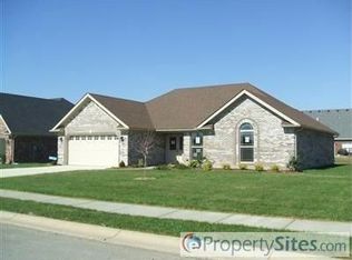 5605 Gum Tree Xing, Jeffersonville, IN 47130