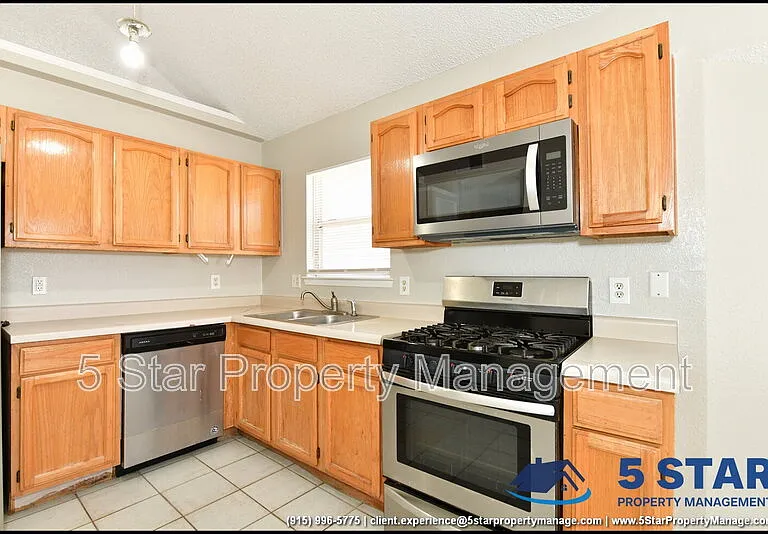 12257 Robert Dahl Dr — Photo 15