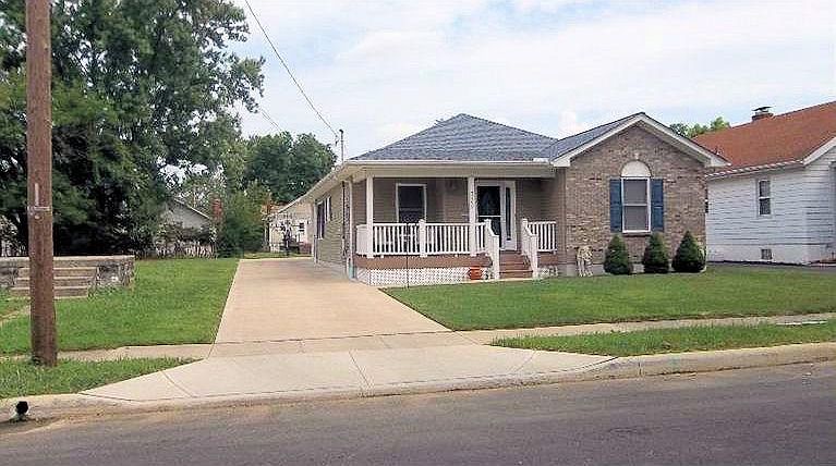 1st image of 4260 Redmont Ave
