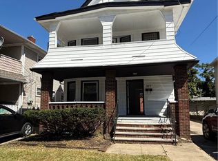 977 Nathaniel Rd, Cleveland, OH 44110