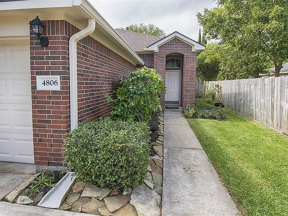 4th image of 4806 Chase Court Dr