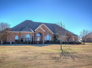 1222 War Admiral Dr, Terrell, TX 75160