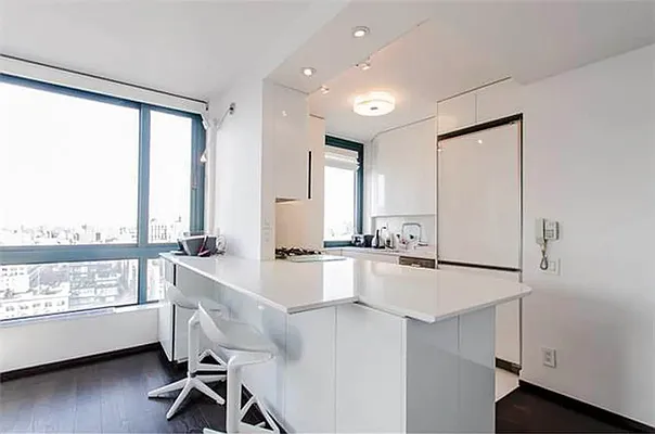 Rented by Park River | media 12