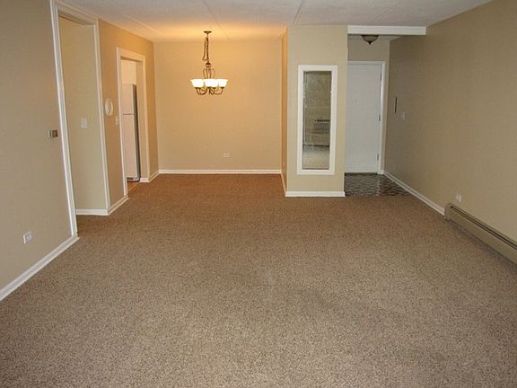 5th image of 100 W Park Circle Dr APT 1D