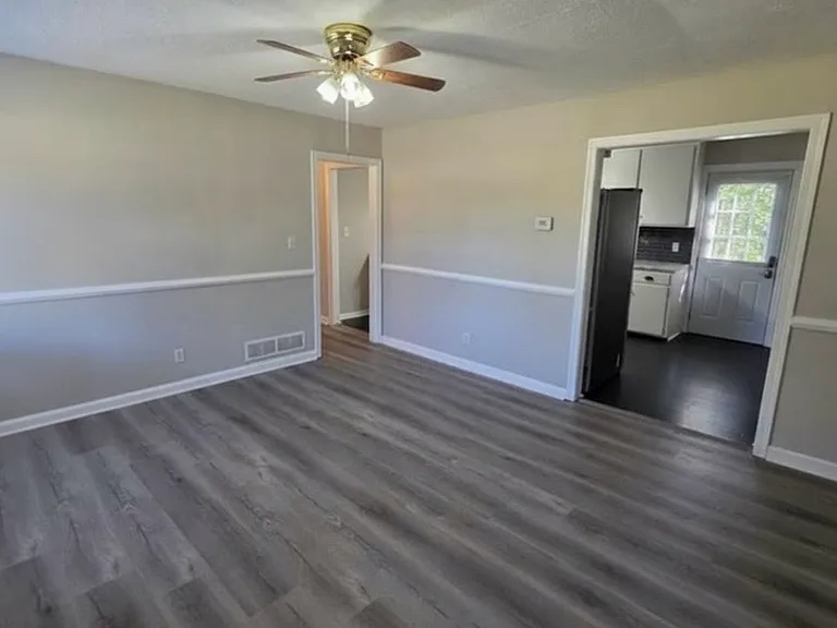 4570 Old Cowan Rd — Photo 3