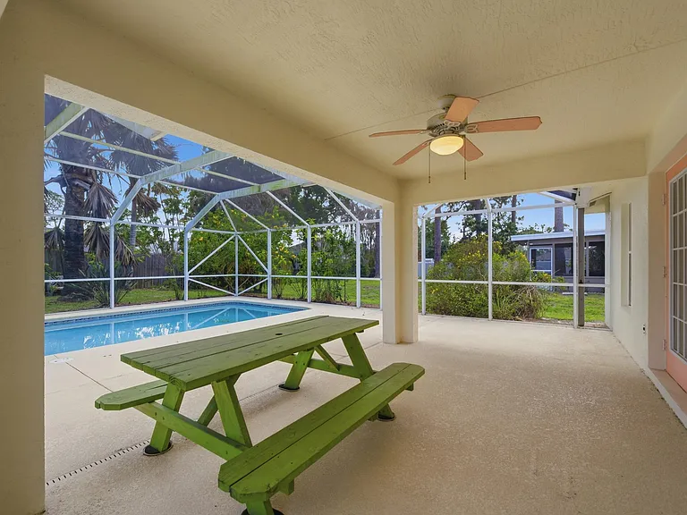 1707 SE Manth Ln — Photo 19