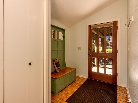 Spacious entry.