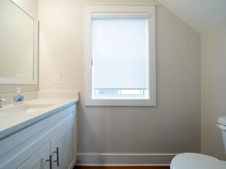 663 Boulevard NE — Photo 22