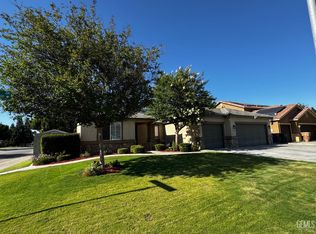 9522 Empire State Dr, Bakersfield, CA 93311