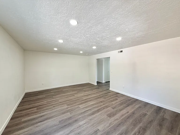 3053 E Branch Dr — Photo 10