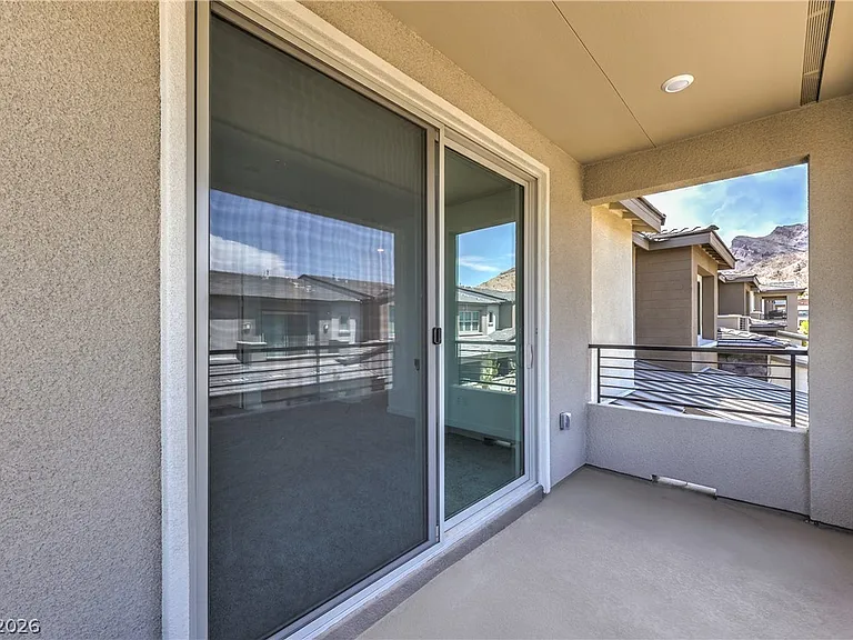 11390 Crimson Ledge Ave — Photo 18