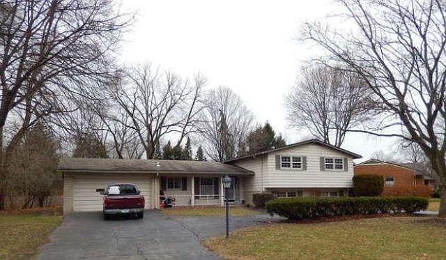 1st image of 31857 Mayfair Ln