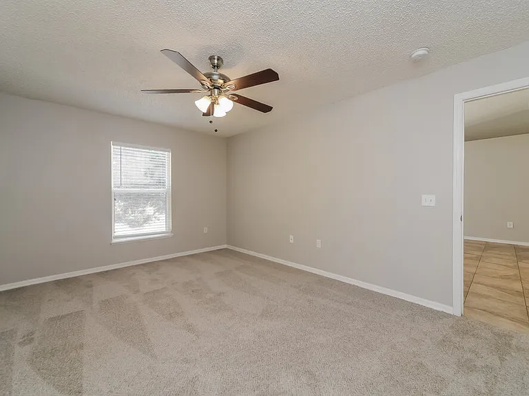 1479 Muir Cir — Photo 10