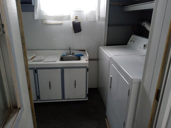 2nd image of 13227 Lemon Ave